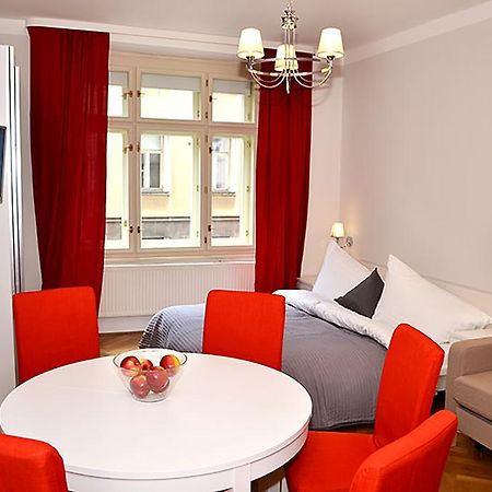 Classic 2Bdr Suite By Ruterra Praag Buitenkant foto